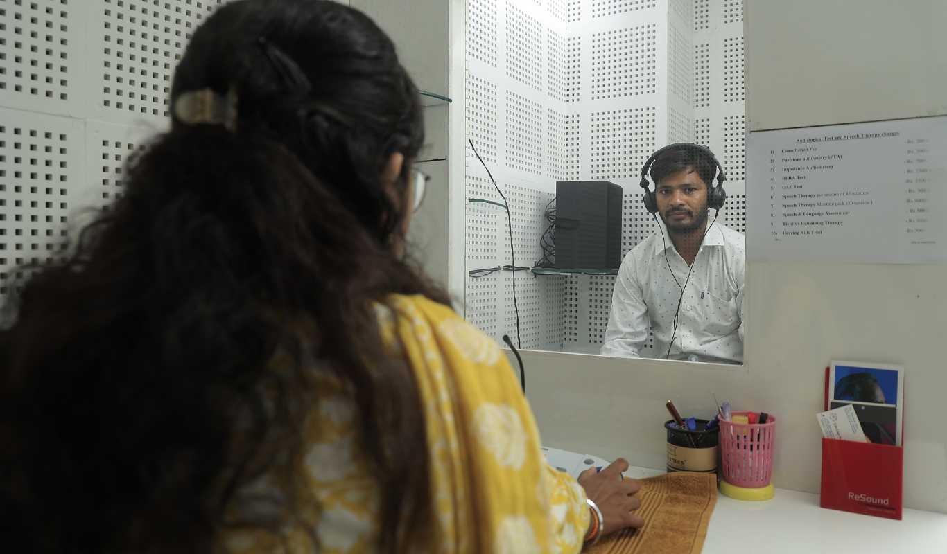 speech & hearing clinics in bhopal